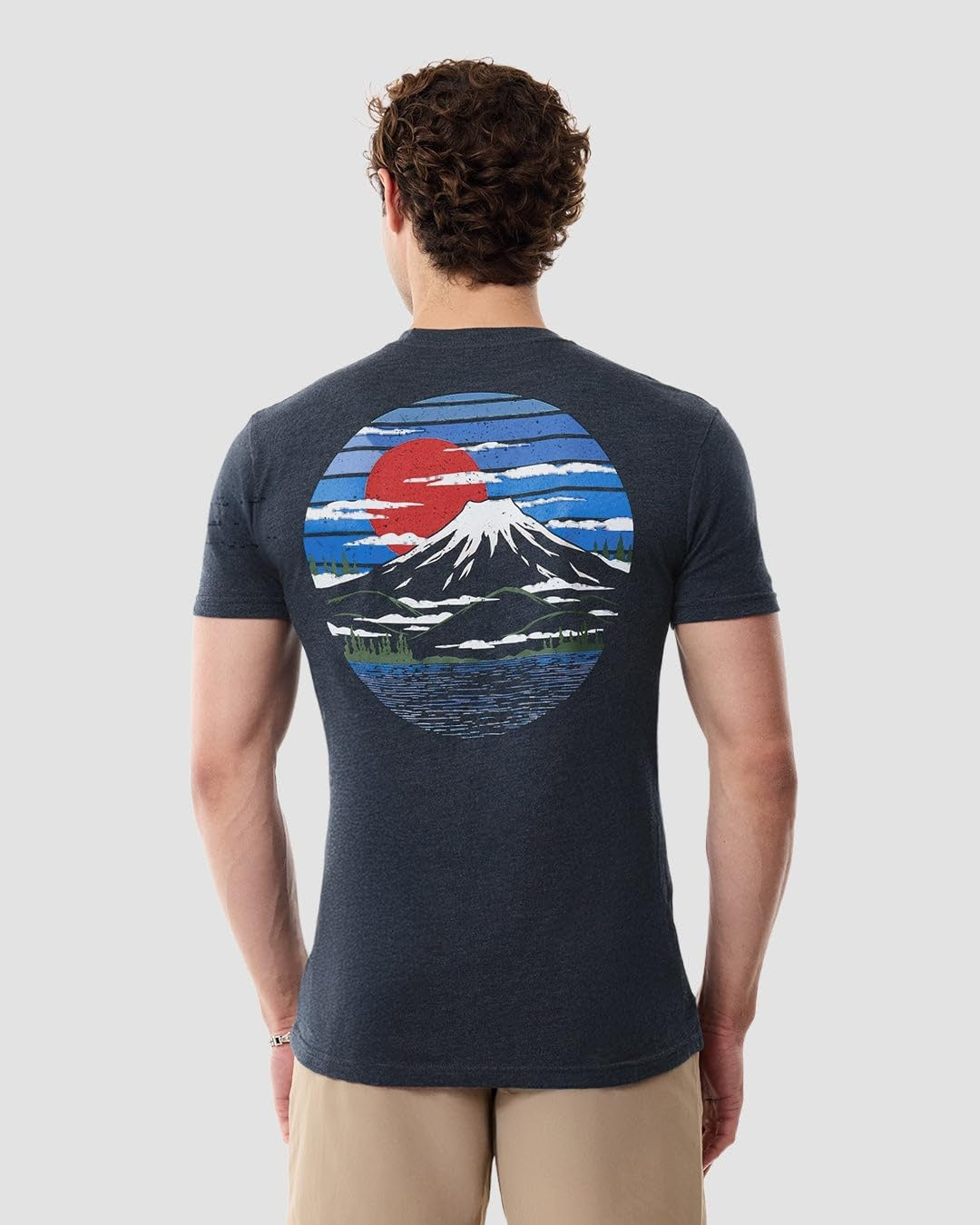 Quiet Horizon Men's Graphic T-Shirt